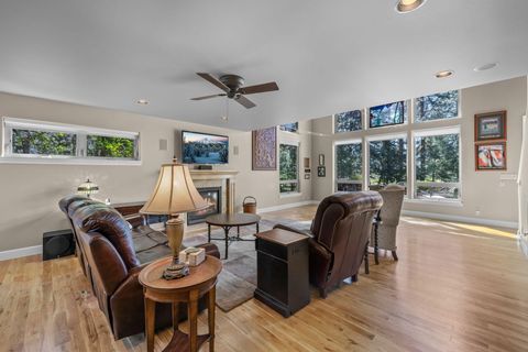 Tiny photo for 16923 Royal Coachman Drive, Sisters, OR 97759 (MLS # 220219628)