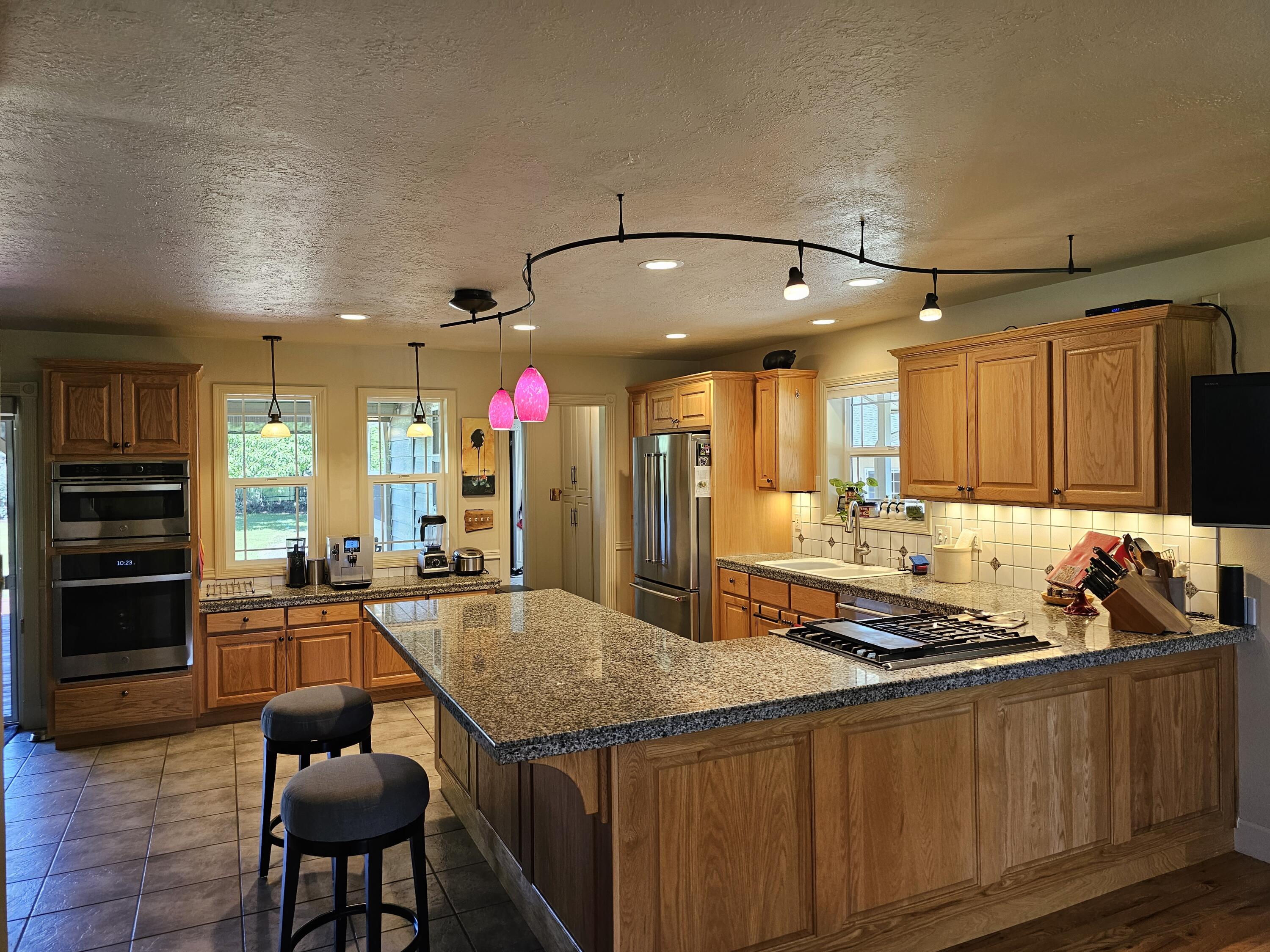 Skyview Terr - Residential