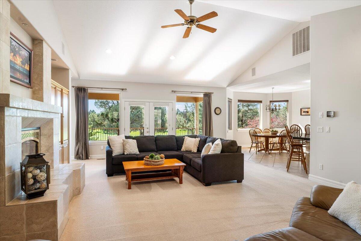 Eagle Crest - Residential