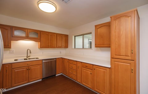 Tiny photo for 110 Windsor Way, Central Point, OR 97502 (MLS # 220226271)