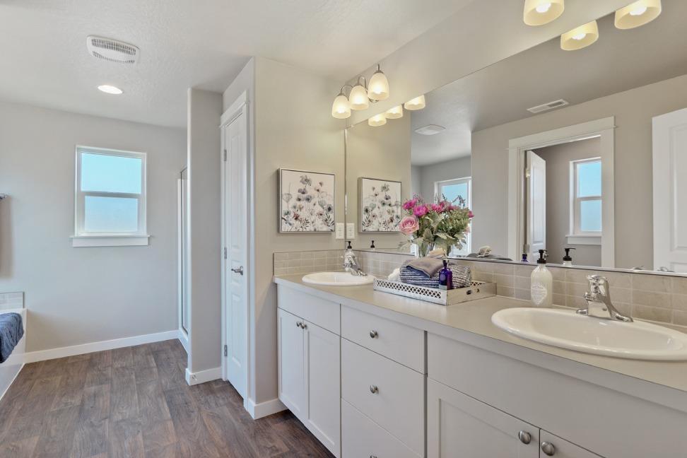 Delta Estates Phase 4And 5 - Residential