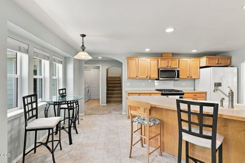 Tiny photo for 2067 NW Poplar Place, Redmond, OR 97756 (MLS # 220227406)