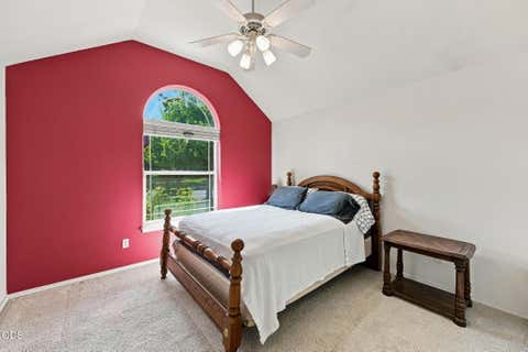 Tiny photo for 2067 NW Poplar Place, Redmond, OR 97756 (MLS # 220227406)