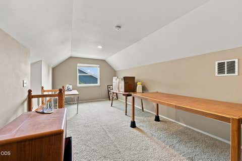 Tiny photo for 2067 NW Poplar Place, Redmond, OR 97756 (MLS # 220227406)