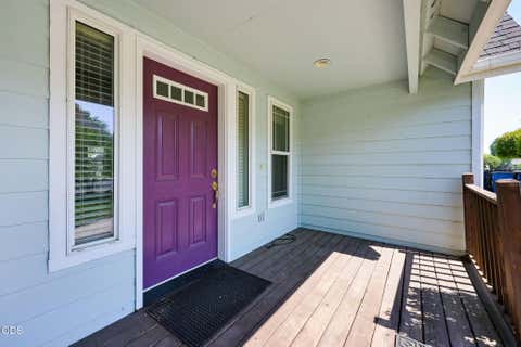 Tiny photo for 2067 NW Poplar Place, Redmond, OR 97756 (MLS # 220227406)