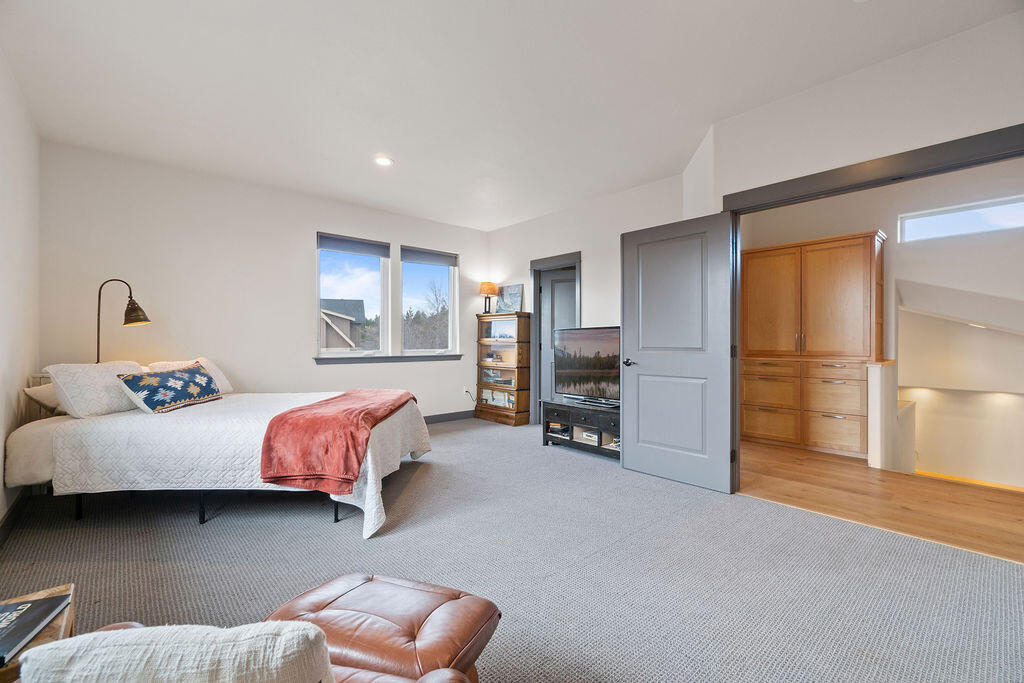 Awbrey Point - Residential