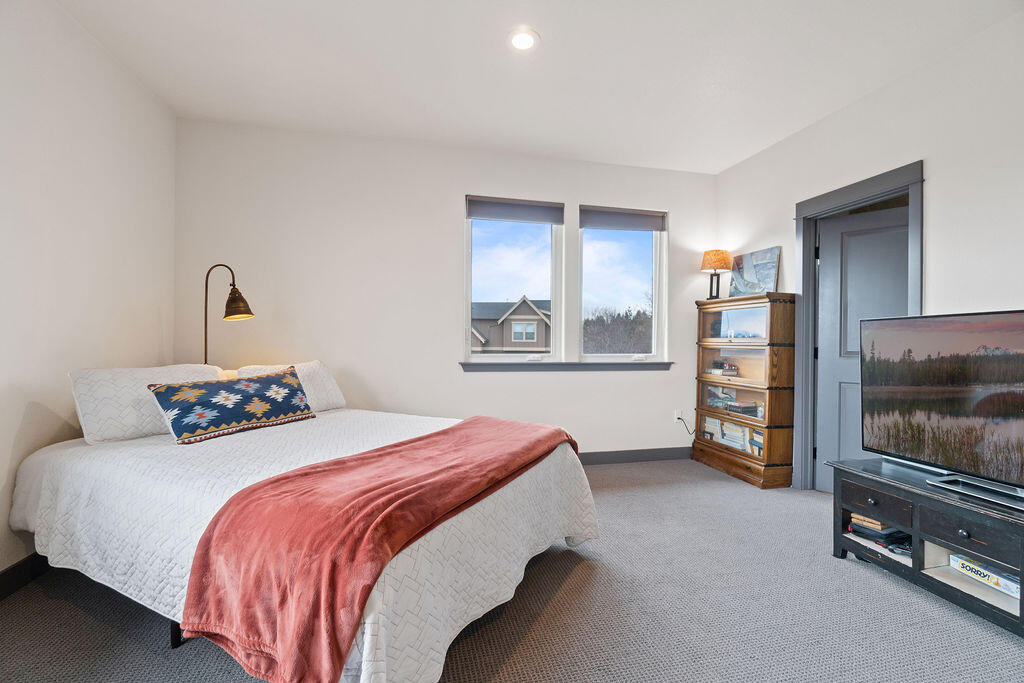 Awbrey Point - Residential