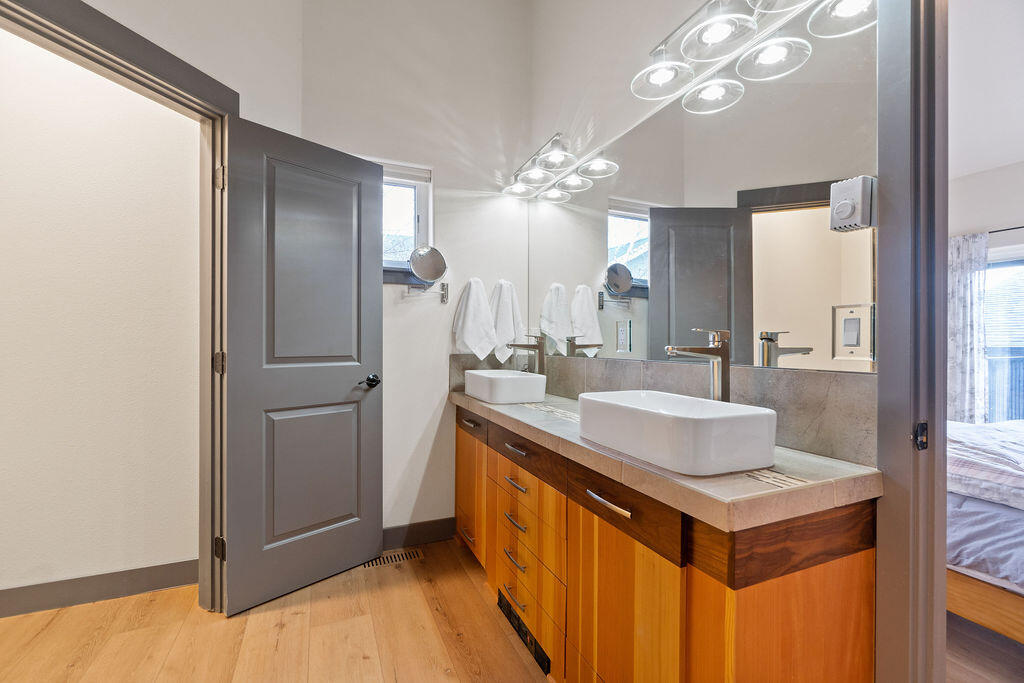 Awbrey Point - Residential