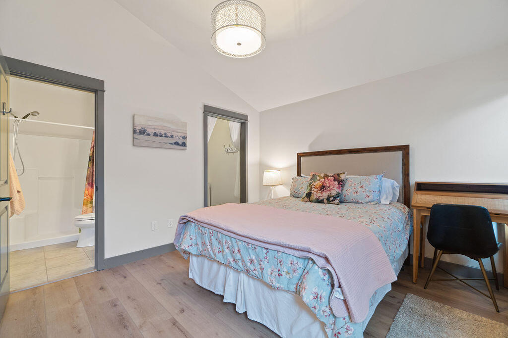 Awbrey Point - Residential