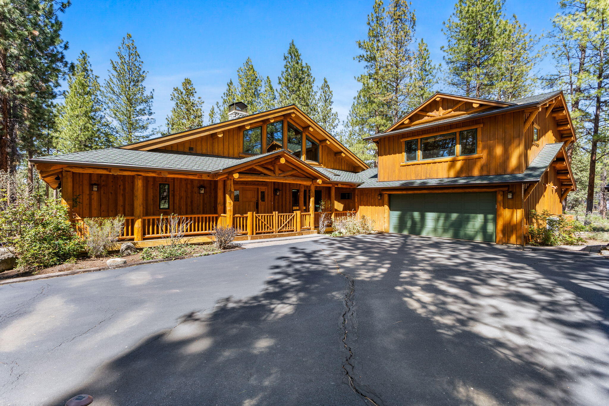 16179 Foothill Lp