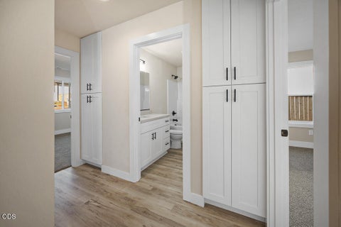 Tiny photo for 1155 Orange Blossom Drive #133, Klamath Falls, OR 97601 (MLS # 220224398)