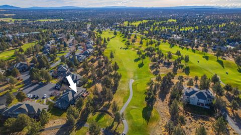 Tiny photo for 8540 Golden Pheasant Court, Redmond, OR 97756 (MLS # 220212391)