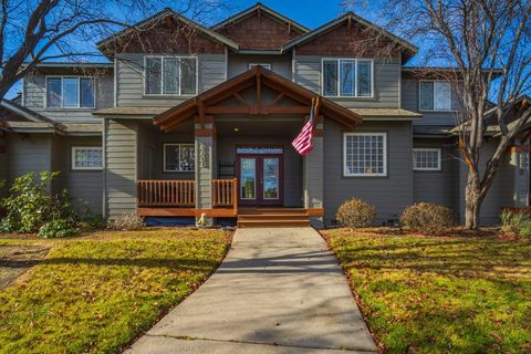 8540 Golden Pheasant Court Redmond OR 97756