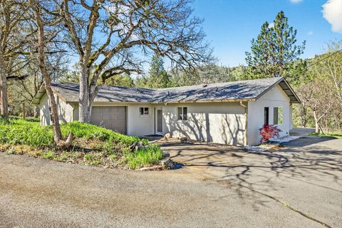 Tiny photo for 5700 Highway 238, Jacksonville, OR 97530 (MLS # 220219253)