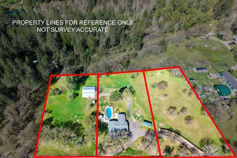 Tiny photo for 5700 Highway 238, Jacksonville, OR 97530 (MLS # 220219253)