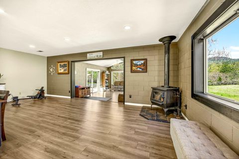 Tiny photo for 5700 Highway 238, Jacksonville, OR 97530 (MLS # 220219253)