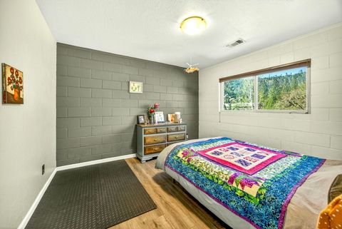 Tiny photo for 5700 Highway 238, Jacksonville, OR 97530 (MLS # 220219253)