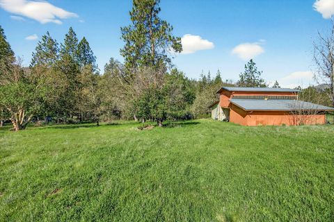Tiny photo for 5700 Highway 238, Jacksonville, OR 97530 (MLS # 220219253)