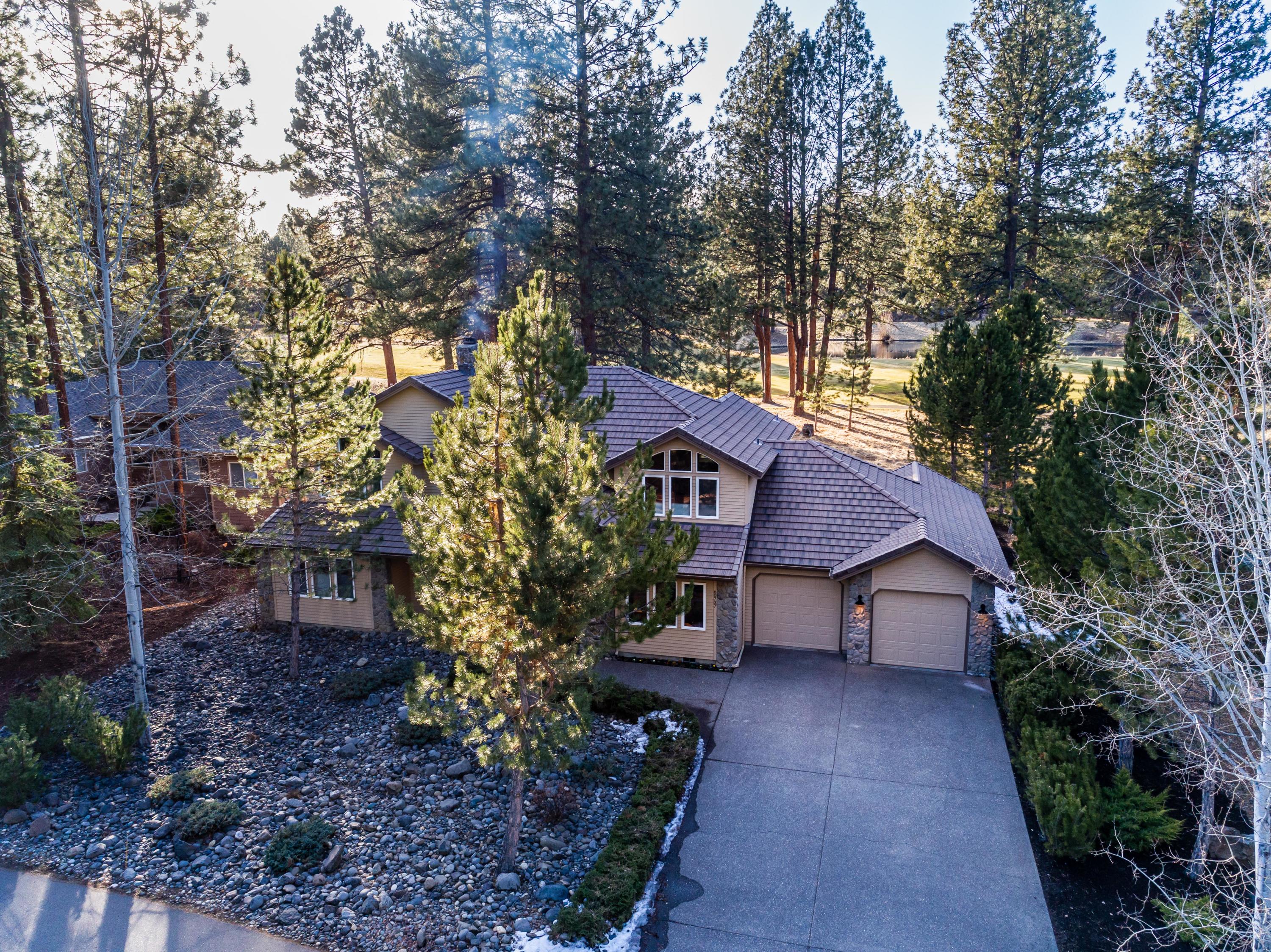 7th Mtn Golf Village - Residential