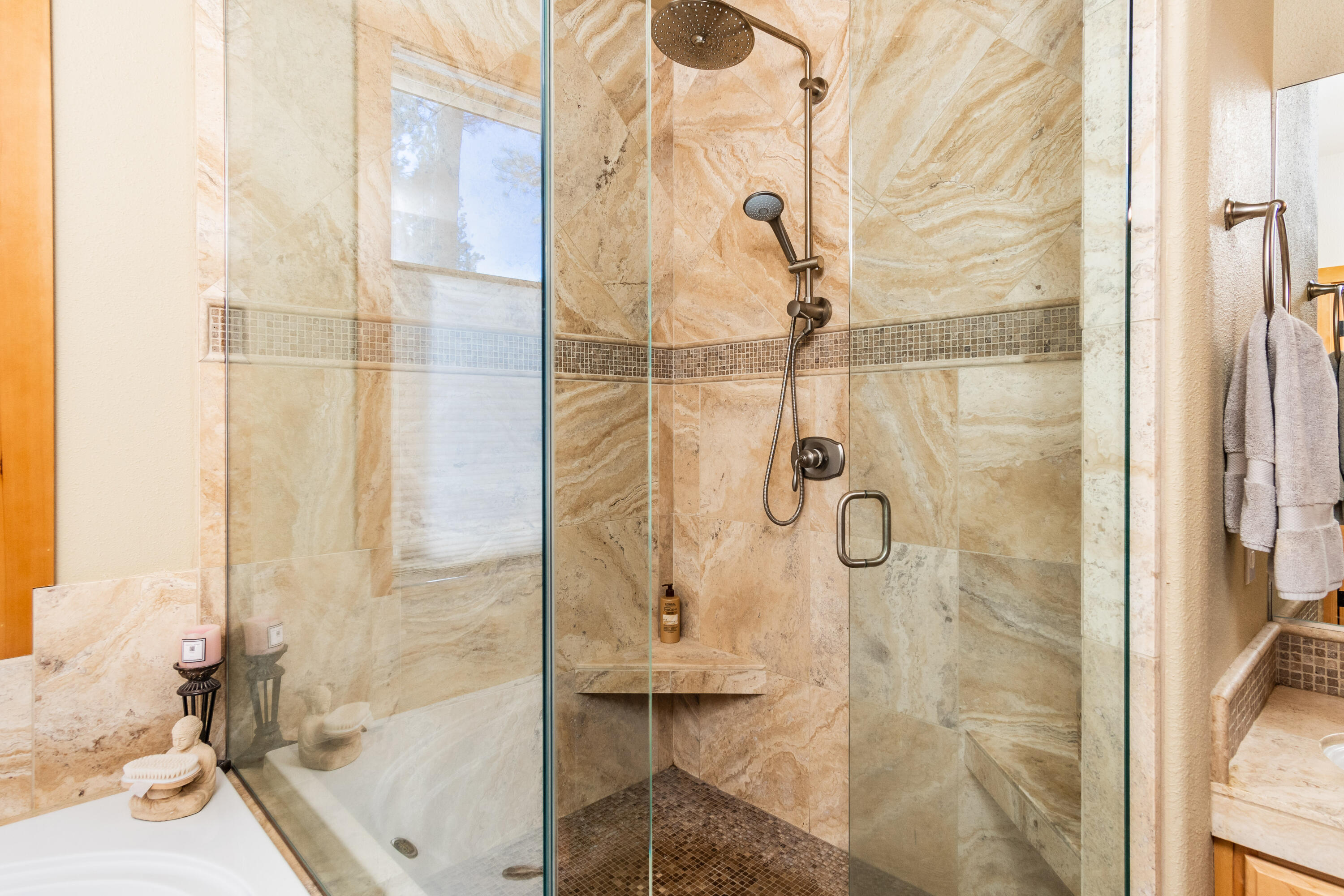 7th Mtn Golf Village - Residential