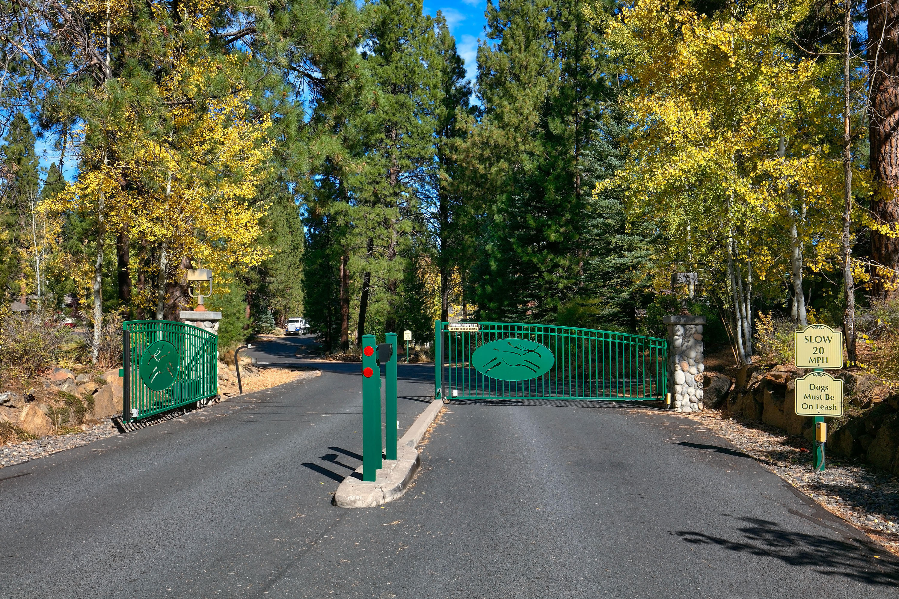 7th Mtn Golf Village - Residential