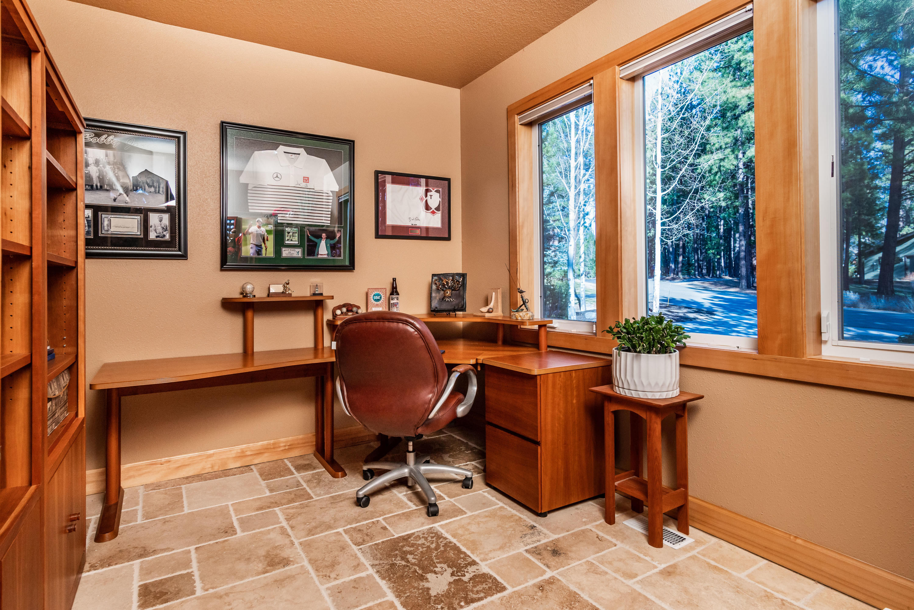 7th Mtn Golf Village - Residential