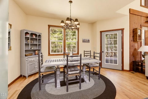 Tiny photo for 255 Janice Way, Merlin, OR 97532 (MLS # 220224141)