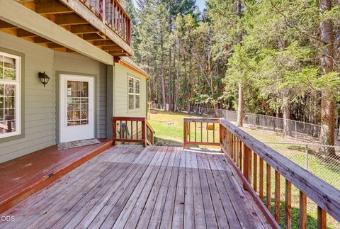 Tiny photo for 255 Janice Way, Merlin, OR 97532 (MLS # 220224141)