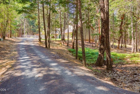 Tiny photo for 255 Janice Way, Merlin, OR 97532 (MLS # 220224141)