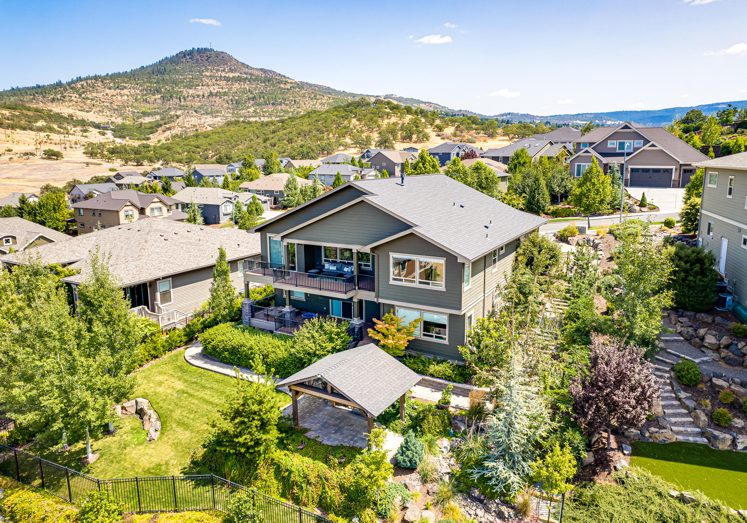 Bella Vista Heights Phases 1 & 2 - Residential