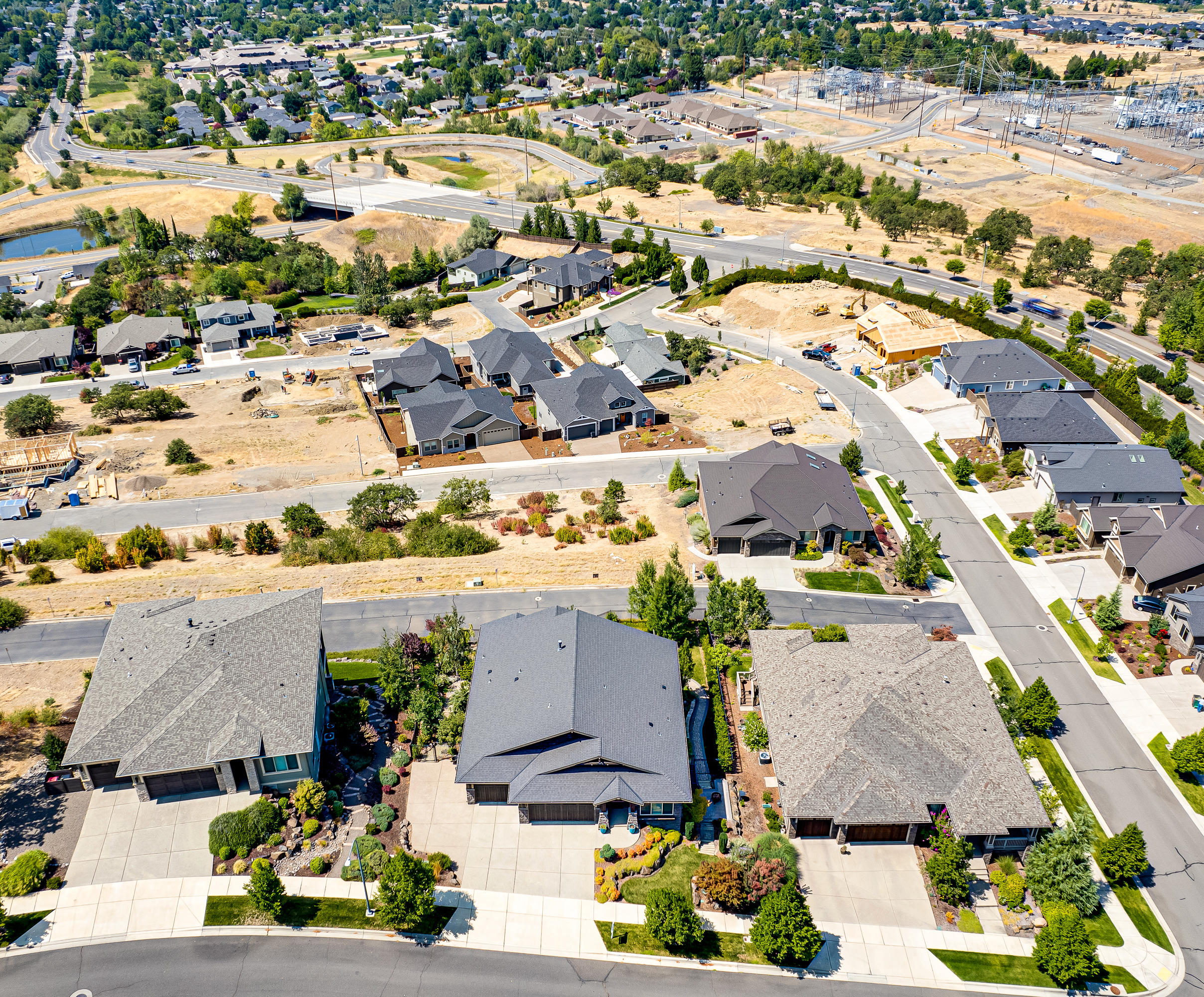 Bella Vista Heights Phases 1 & 2 - Residential