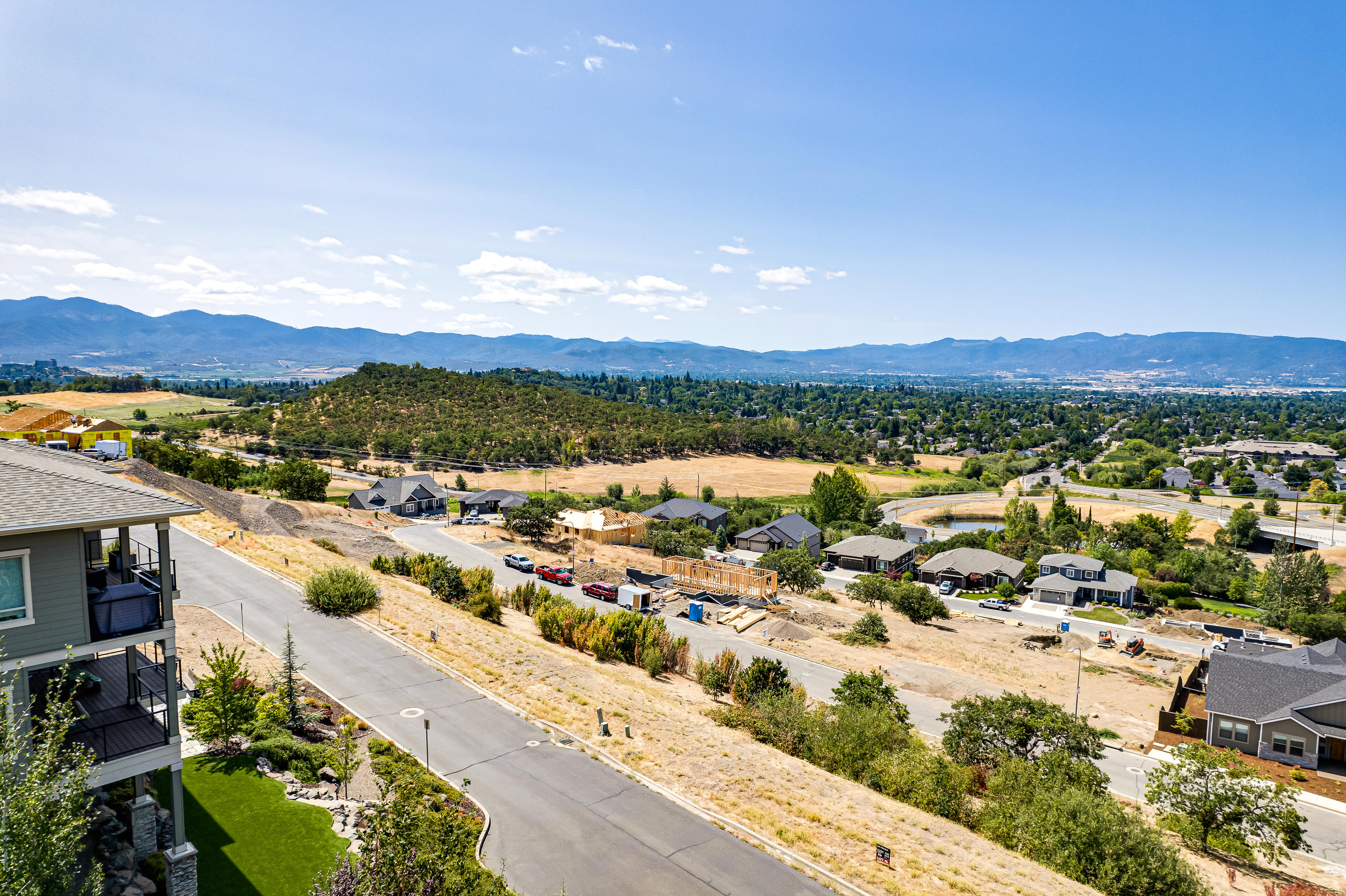 Bella Vista Heights Phases 1 & 2 - Residential