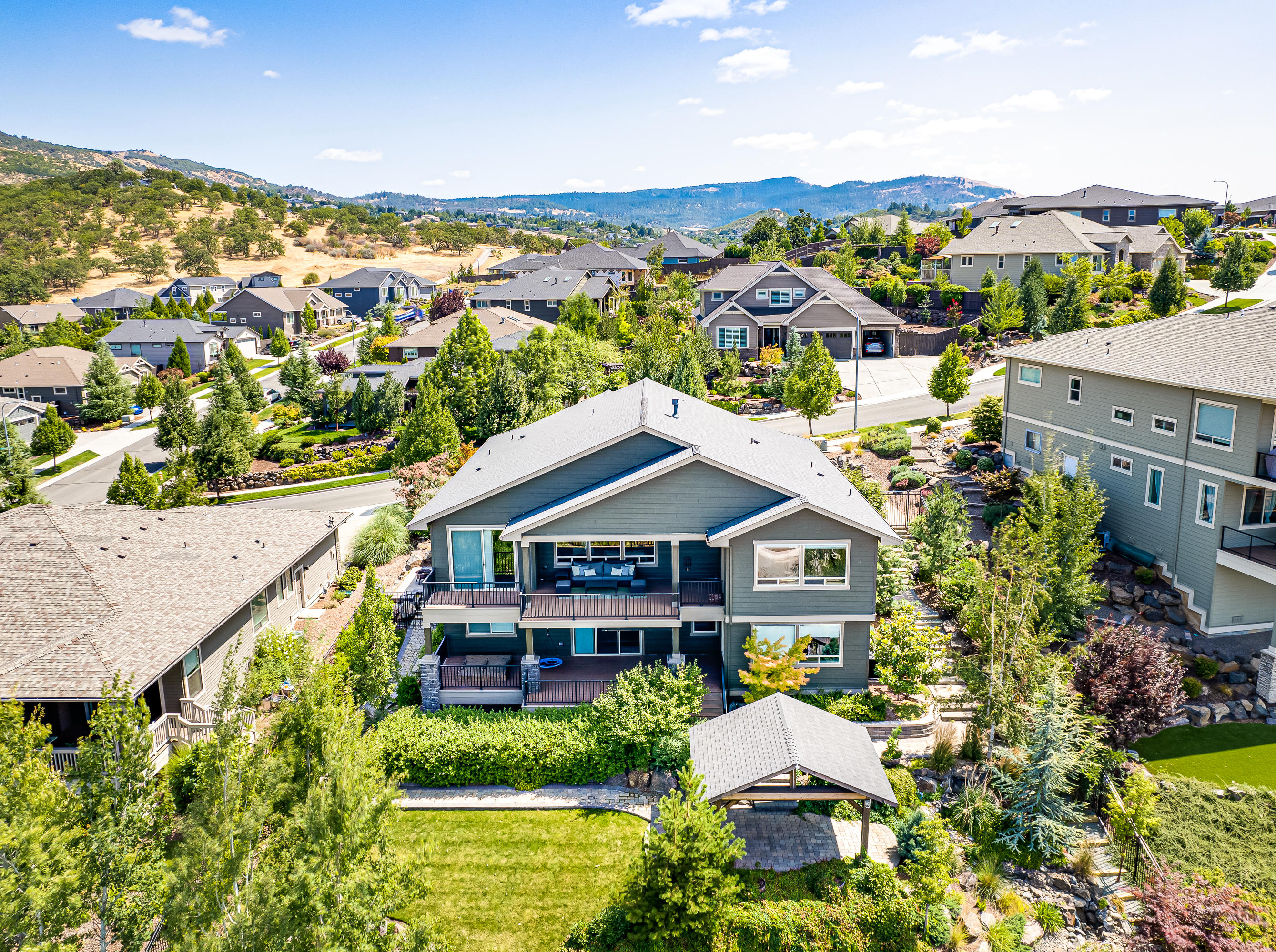 Bella Vista Heights Phases 1 & 2 - Residential