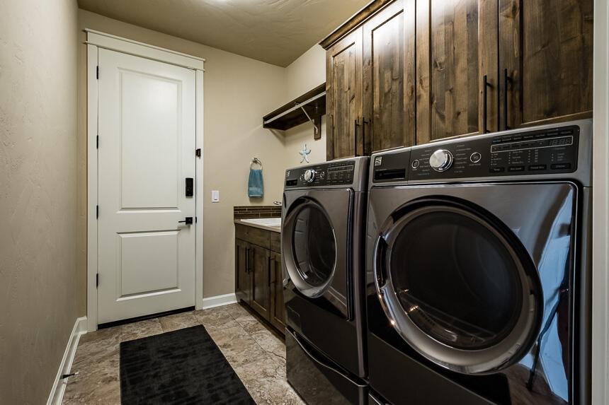 Bella Vista Heights Phases 1 & 2 - Residential