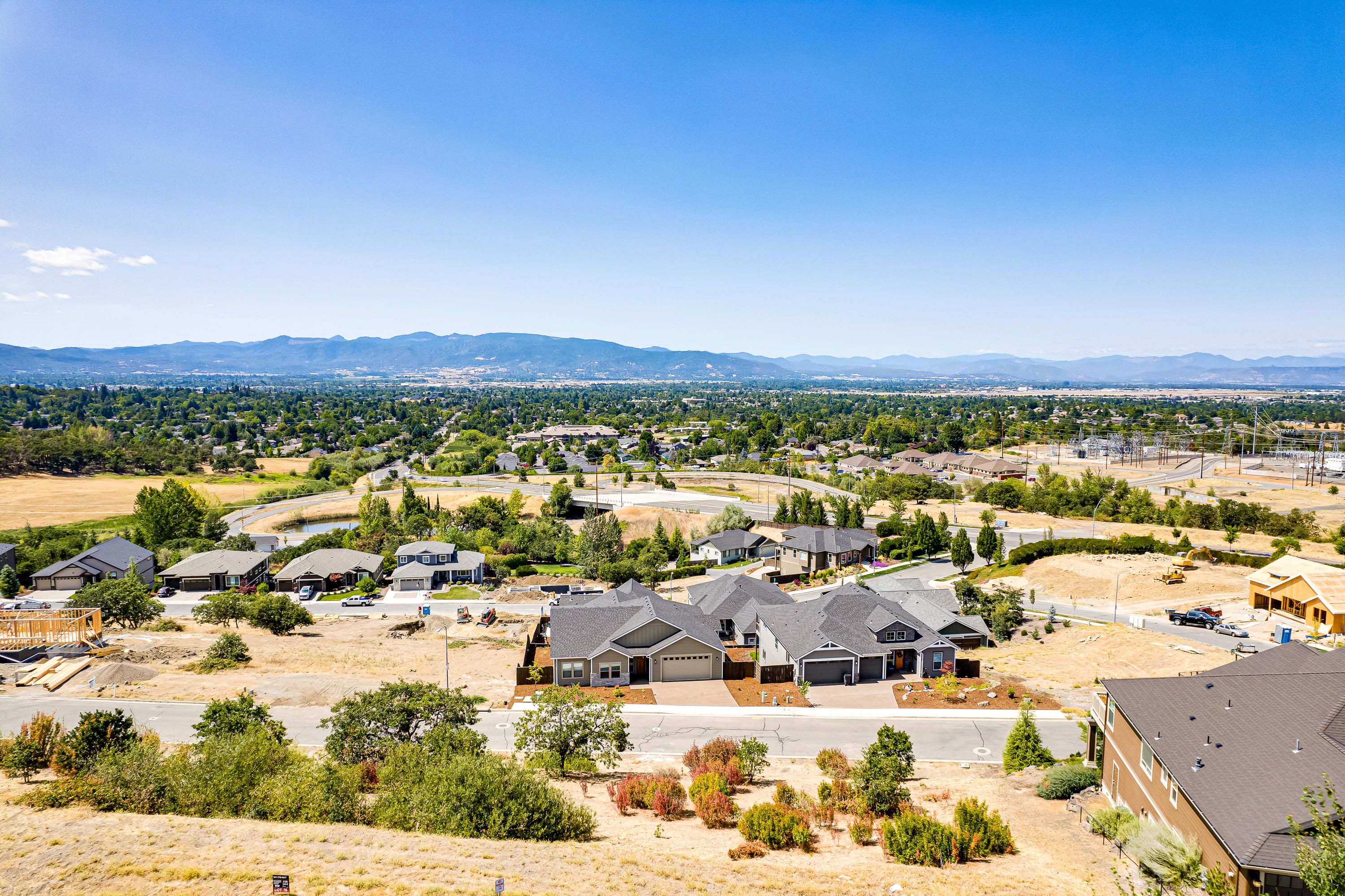 Bella Vista Heights Phases 1 & 2 - Residential