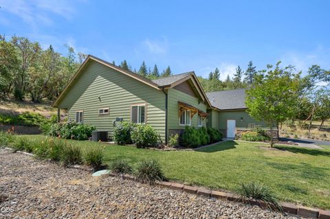 Tiny photo for 125 McKenzie Ridge Road, Grants Pass, OR 97526 (MLS # 220223524)