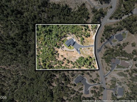 Tiny photo for 125 McKenzie Ridge Road, Grants Pass, OR 97526 (MLS # 220223524)