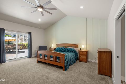 Tiny photo for 125 McKenzie Ridge Road, Grants Pass, OR 97526 (MLS # 220223524)