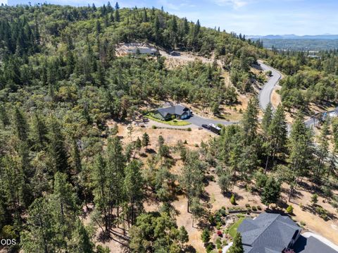 Tiny photo for 125 McKenzie Ridge Road, Grants Pass, OR 97526 (MLS # 220223524)