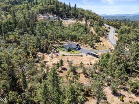 Tiny photo for 125 McKenzie Ridge Road, Grants Pass, OR 97526 (MLS # 220223524)