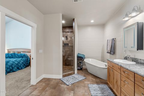 Tiny photo for 125 McKenzie Ridge Road, Grants Pass, OR 97526 (MLS # 220223524)