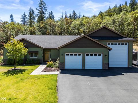 Tiny photo for 125 McKenzie Ridge Road, Grants Pass, OR 97526 (MLS # 220223524)