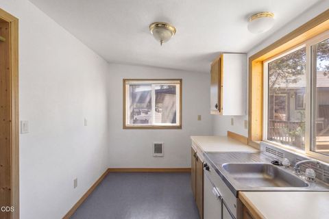 Tiny photo for 16664 Pine Tree Lane, Sisters, OR 97759 (MLS # 220225706)