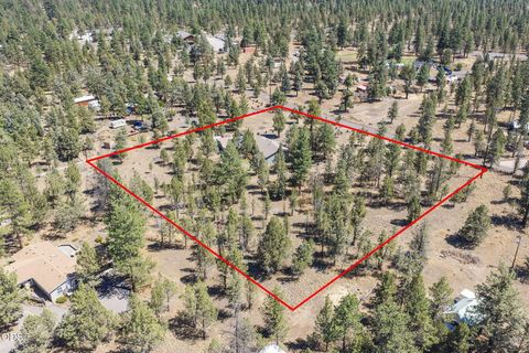 Tiny photo for 16664 Pine Tree Lane, Sisters, OR 97759 (MLS # 220225706)