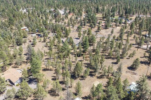 Tiny photo for 16664 Pine Tree Lane, Sisters, OR 97759 (MLS # 220225706)