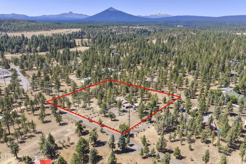 Tiny photo for 16664 Pine Tree Lane, Sisters, OR 97759 (MLS # 220225706)
