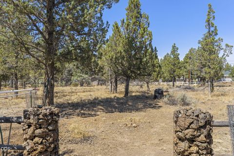 Tiny photo for 16664 Pine Tree Lane, Sisters, OR 97759 (MLS # 220225706)