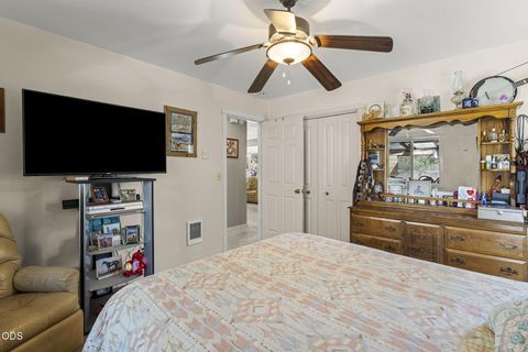 Tiny photo for 16664 Pine Tree Lane, Sisters, OR 97759 (MLS # 220225706)