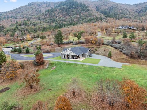 Tiny photo for 182 Blue Chip Lane, Grants Pass, OR 97527 (MLS # 220212206)