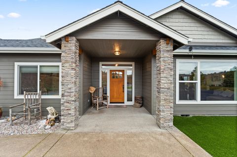 Tiny photo for 182 Blue Chip Lane, Grants Pass, OR 97527 (MLS # 220212206)